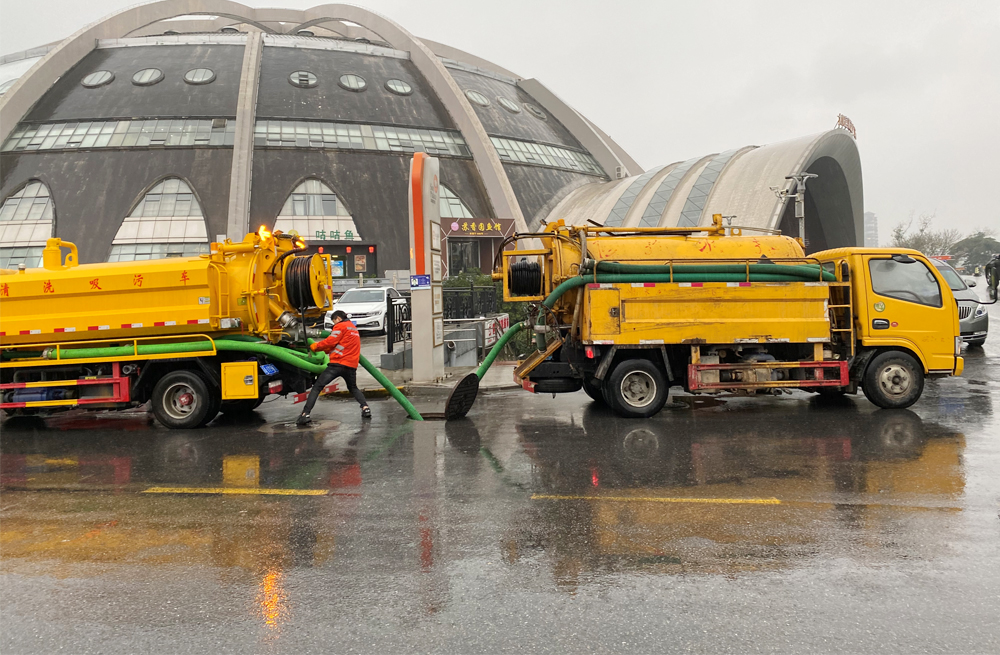 仙林新村商场管道清淤