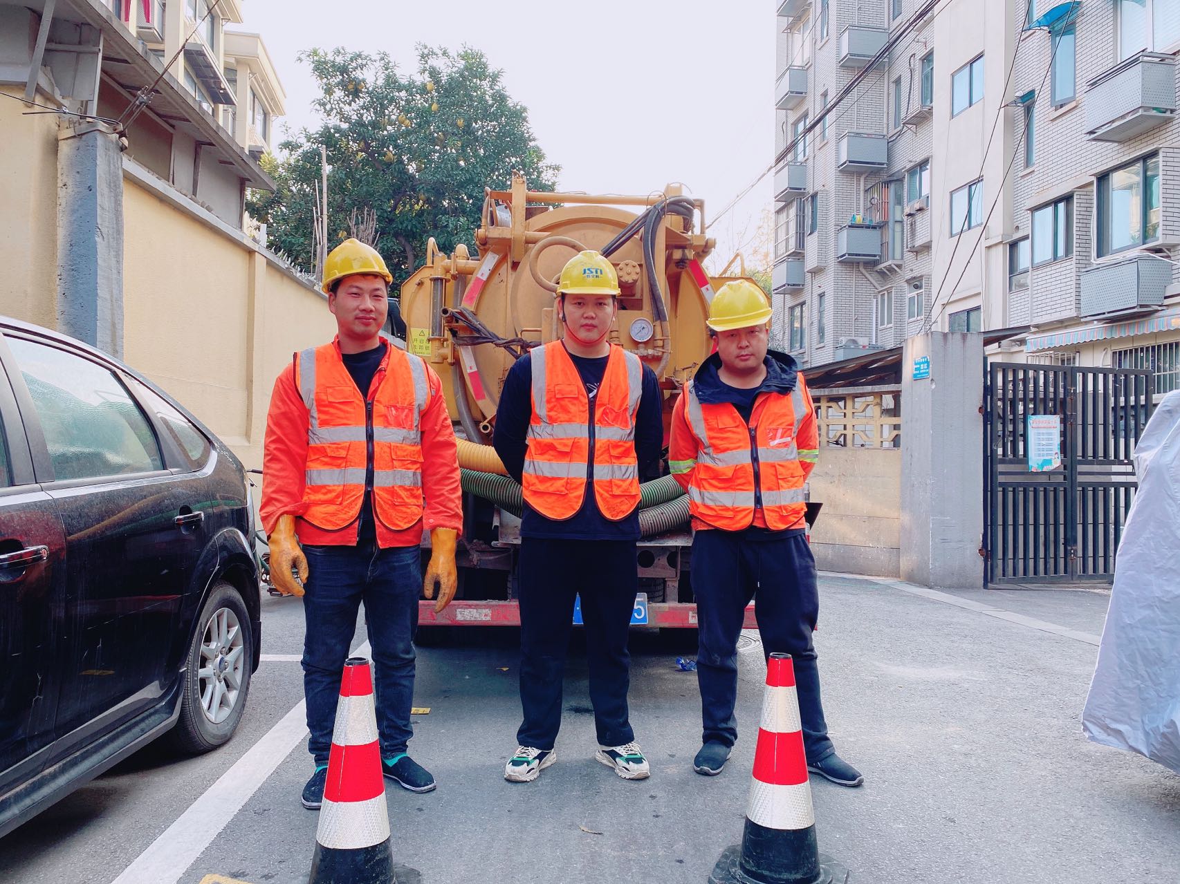 仙林新村南京某小区管道清淤检测施工